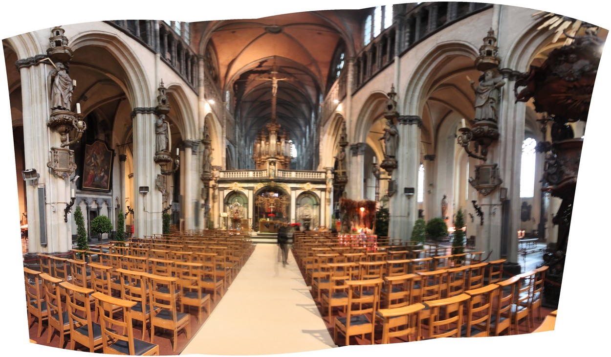 Liebfrauenkirche (Onze-Lieve-Vrouwekerk)