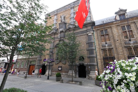 eglise-notre-dame-du-val-aux-lys